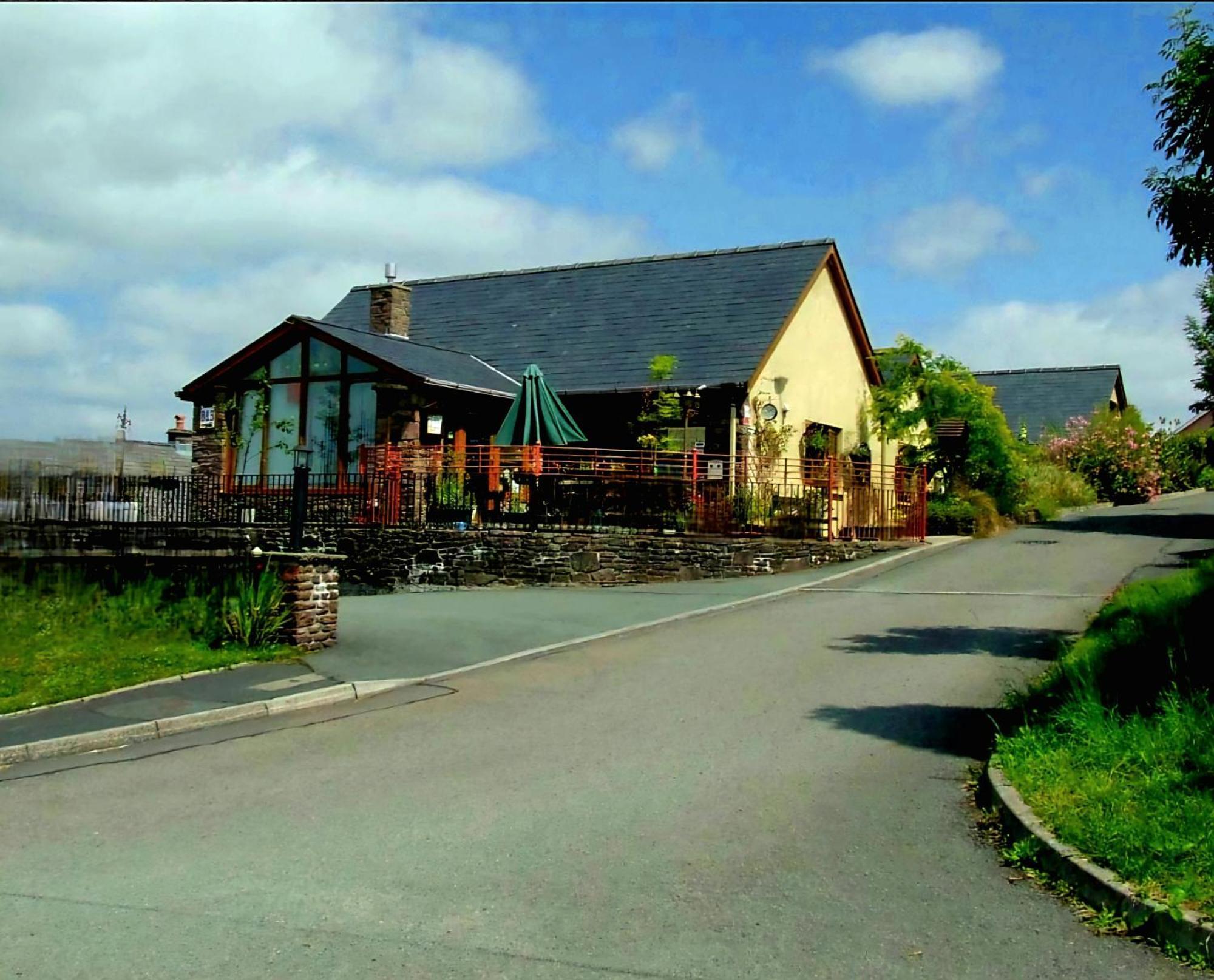 Castle Lodge - Brecon Beacons Accommodation Sennybridge Exteriér fotografie